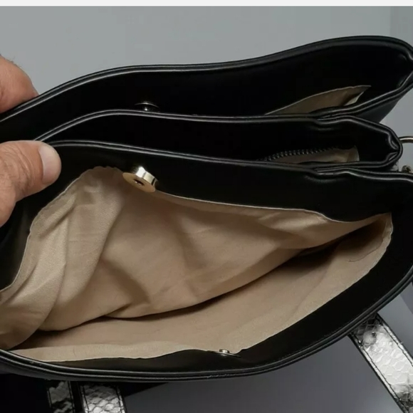 Mia & Luca Handbag Purse Tote Black Pre-owned - Picture 2 of 7